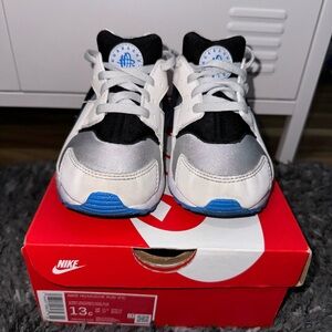 Nike Huarache Run size 13c
